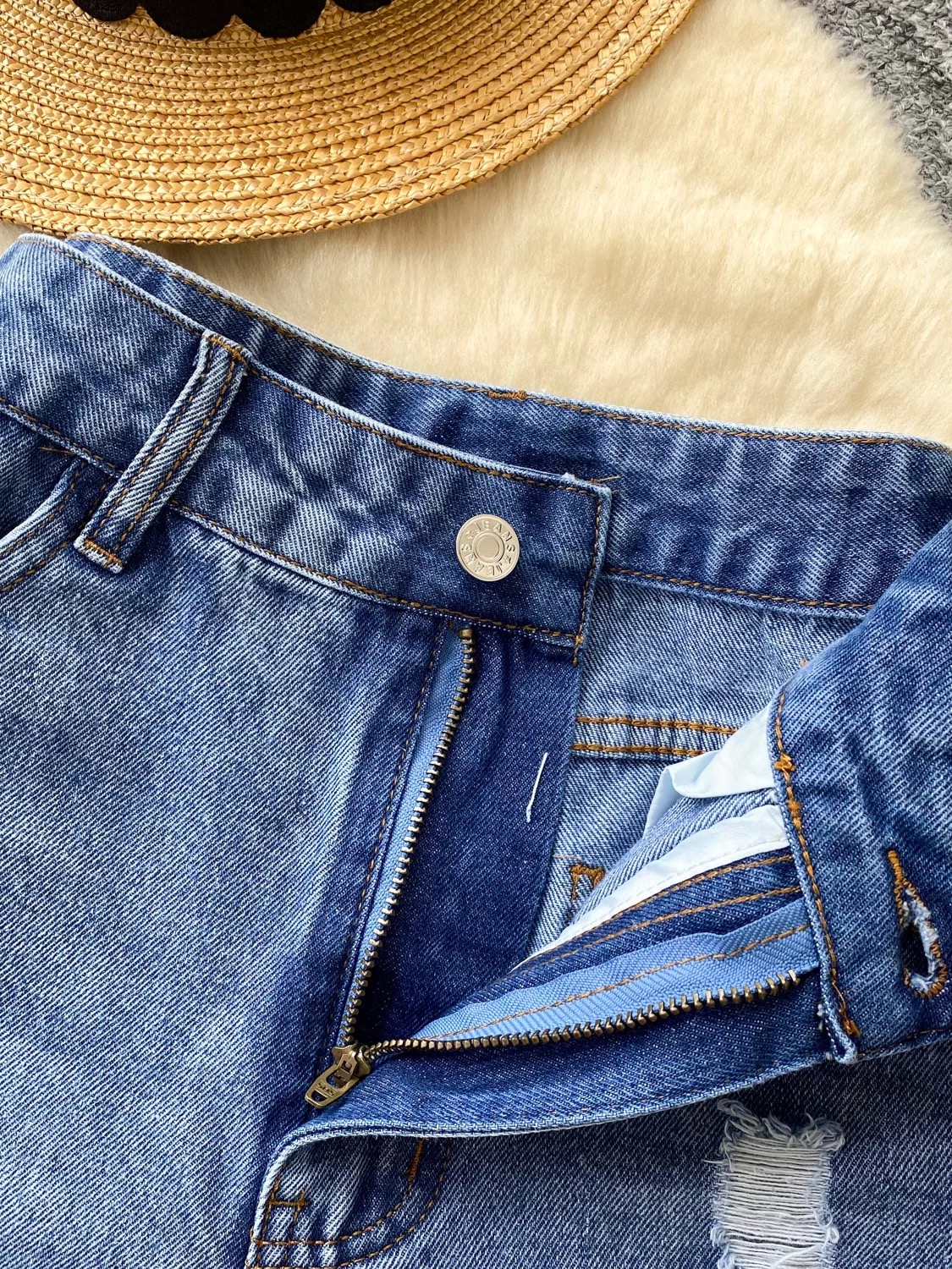 Taking over shorts DS115 images